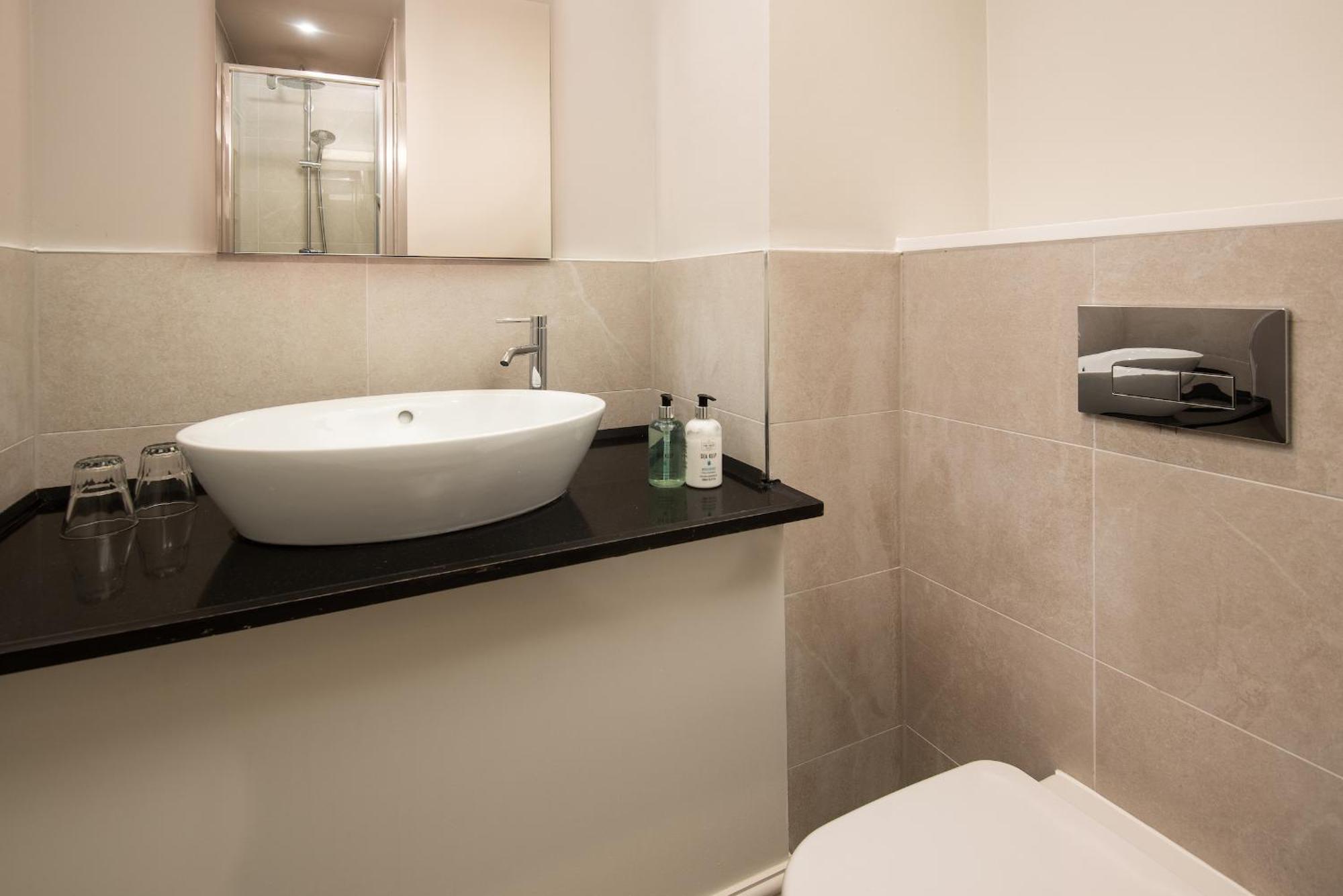 Windermere Rooms At The Wateredge Inn แอมเบิลไซด์ ภายนอก รูปภาพ