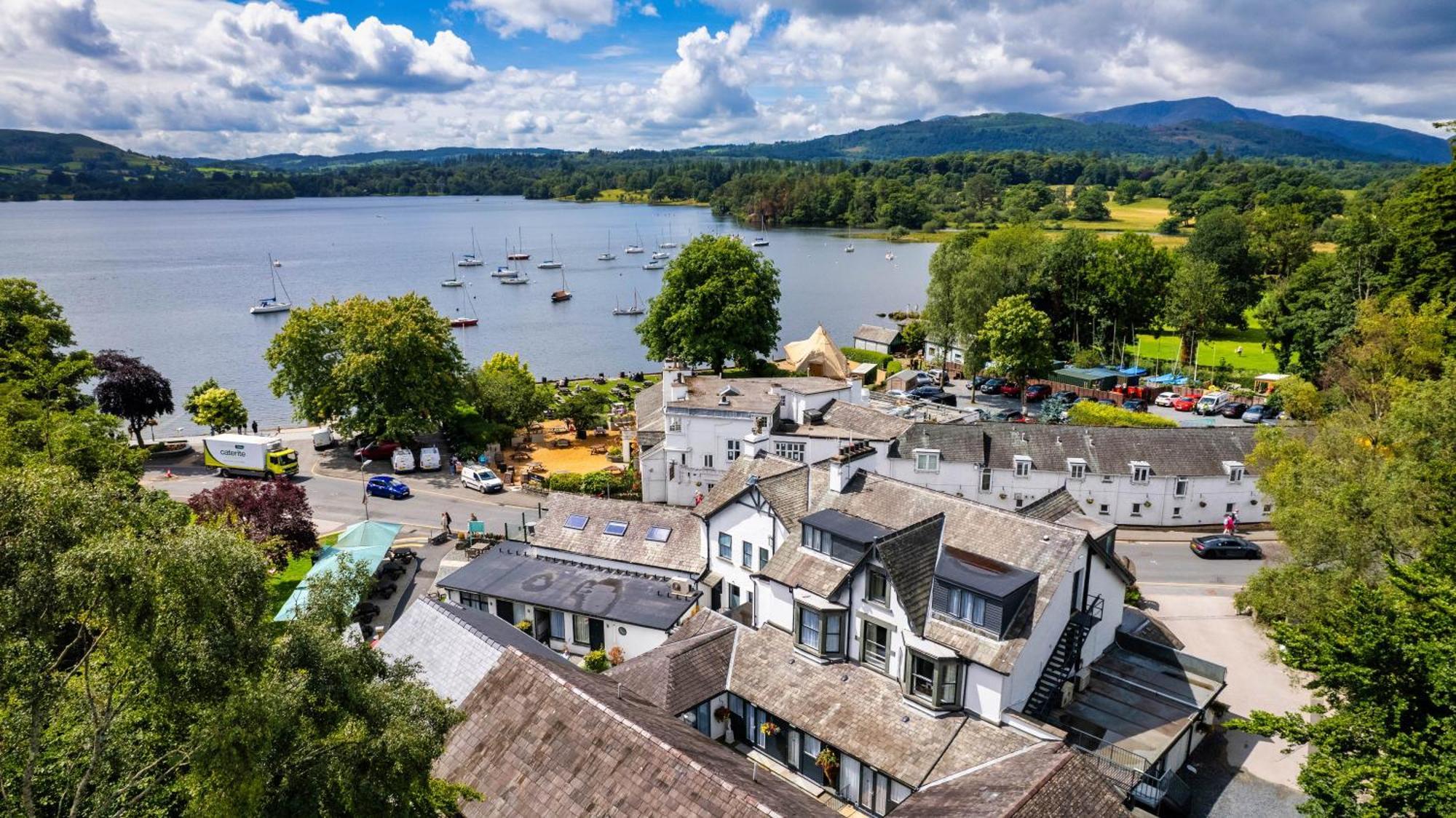 Windermere Rooms At The Wateredge Inn แอมเบิลไซด์ ภายนอก รูปภาพ