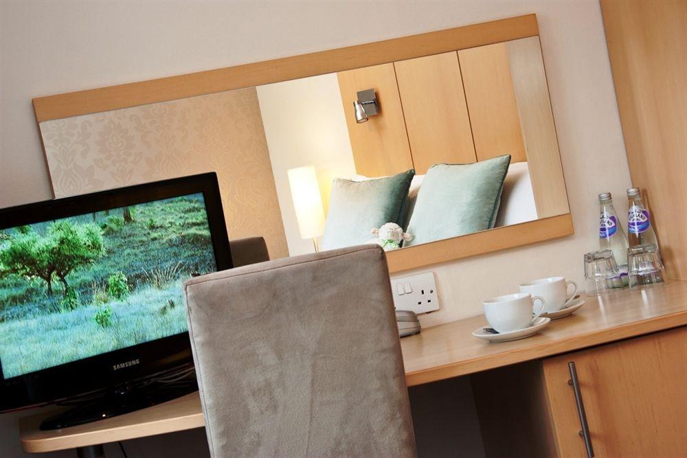 Windermere Rooms At The Wateredge Inn แอมเบิลไซด์ ภายนอก รูปภาพ
