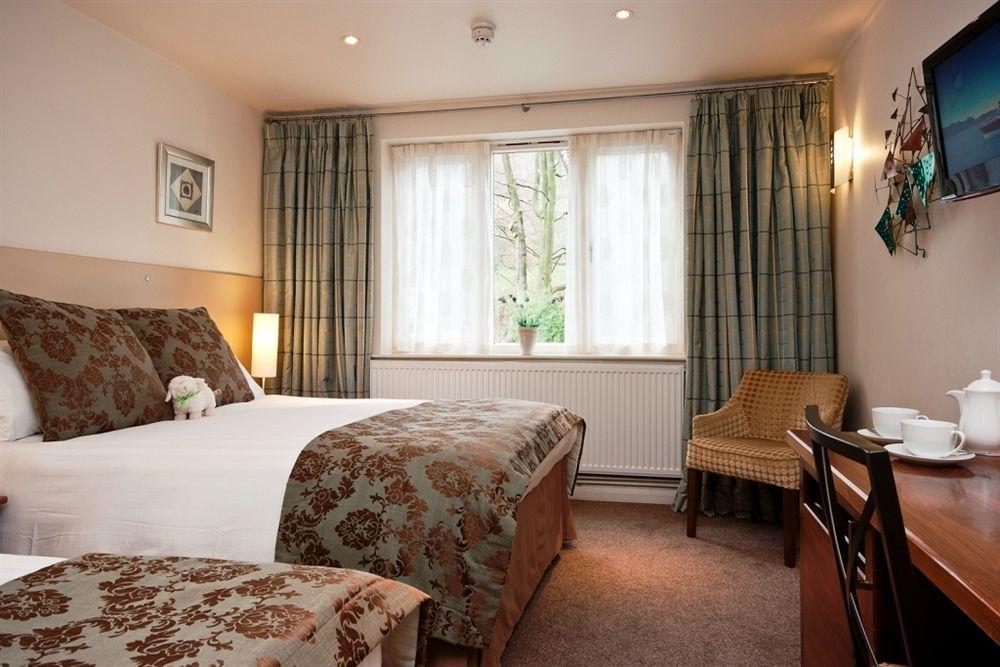 Windermere Rooms At The Wateredge Inn แอมเบิลไซด์ ภายนอก รูปภาพ