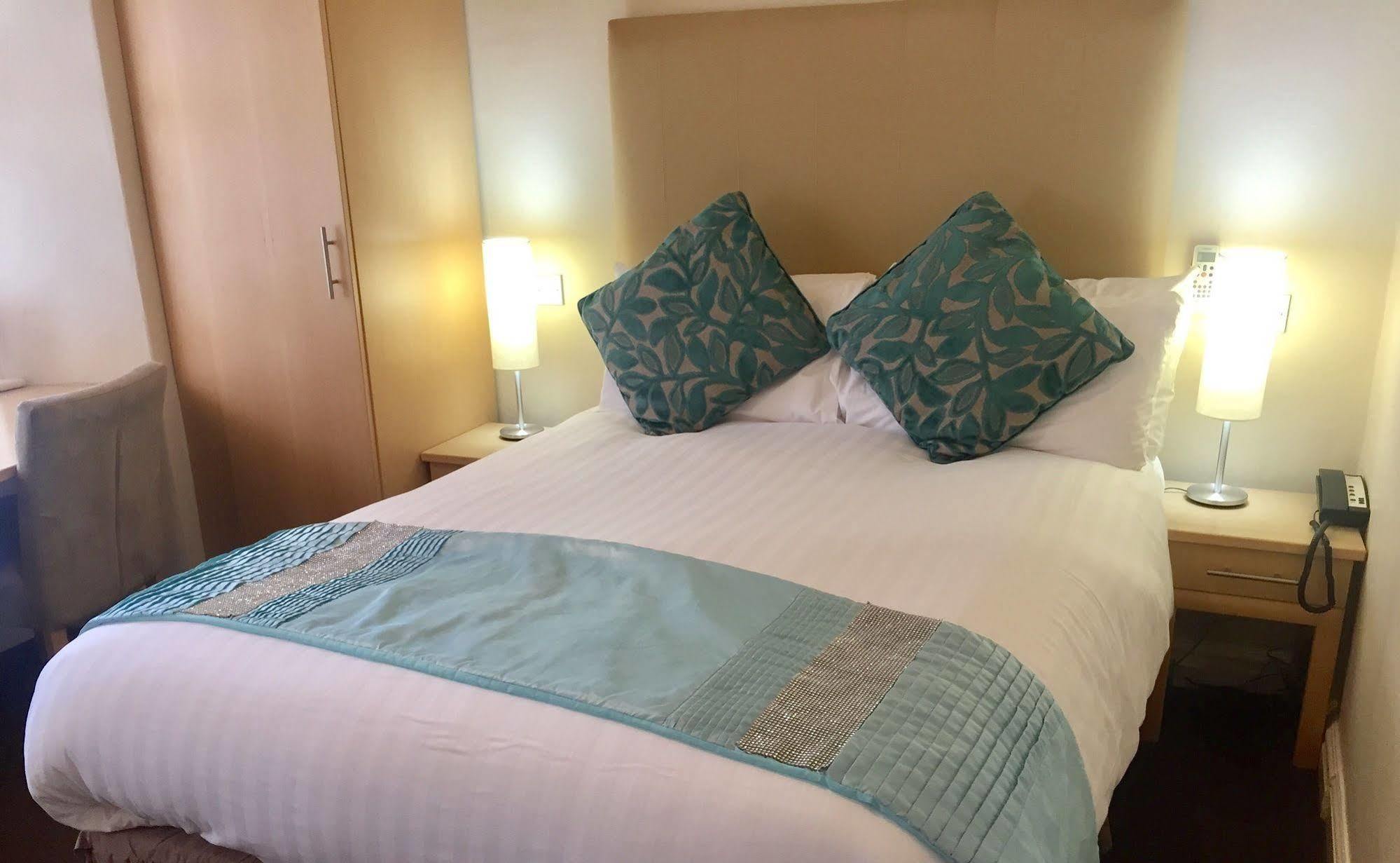 Windermere Rooms At The Wateredge Inn แอมเบิลไซด์ ภายนอก รูปภาพ