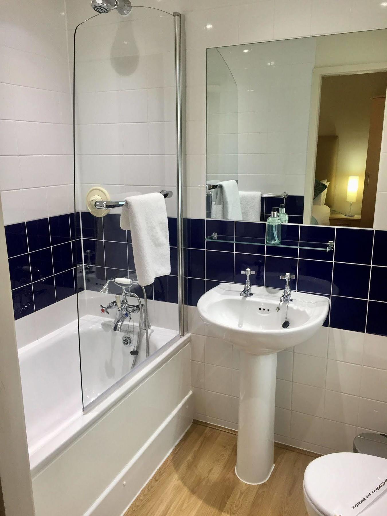 Windermere Rooms At The Wateredge Inn แอมเบิลไซด์ ภายนอก รูปภาพ